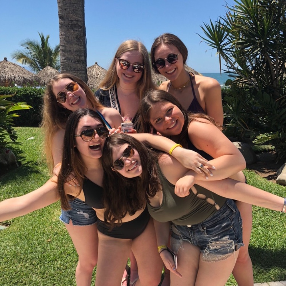 Meet your Posher, Zoe